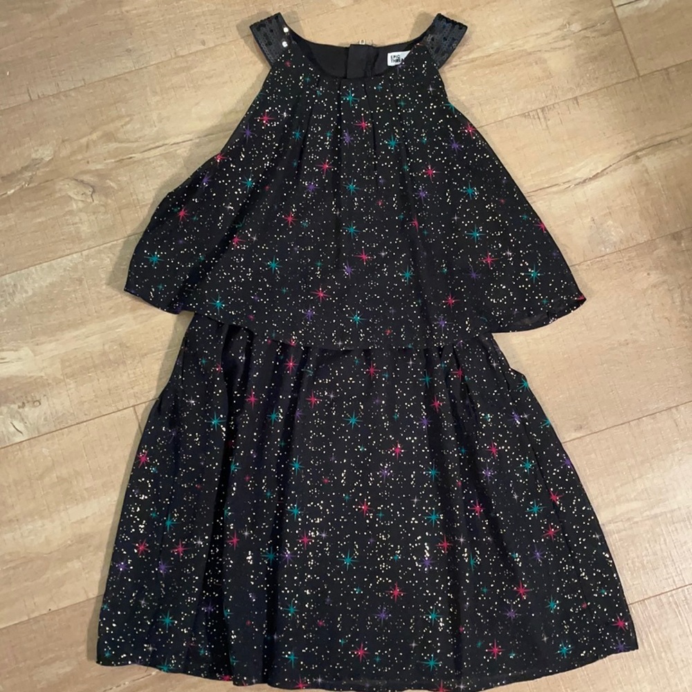 Girls dress